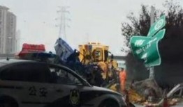 进贤车祸学生爆料新闻最新,进贤车祸学生亲述，事故现场惨烈细节曝光